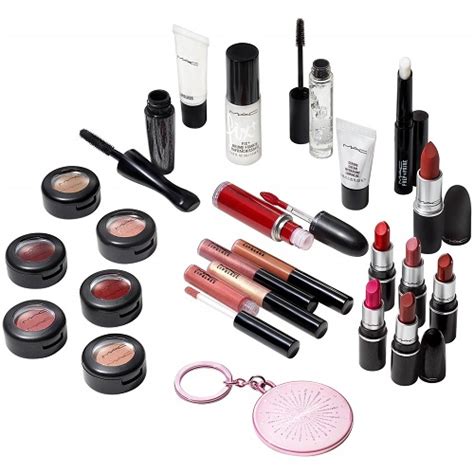 Эксклюзивный адвент-календарь для MAC Boom Boom Wow купить косметику ...