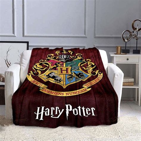 Couverture Polaire Rouge Harry Potter Blason Des Quatre Maisons Mille