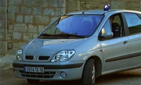 IMCDb org 2000 Renault Scénic 1 J64 in Père et maire 2002 2009