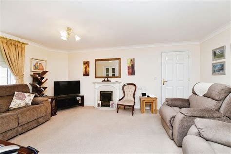 Cooper Court Maldon Cm Bedroom Flat For Sale