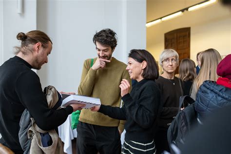 Bildergalerie Zur Buchpr Sentation Und Ausstellungser Ffnung Der