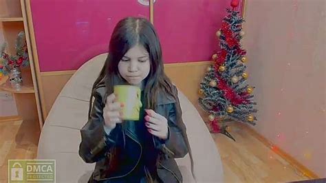 Dirdroom Naked Stripping On Cam For Live Sex Video Chat InTheCrack