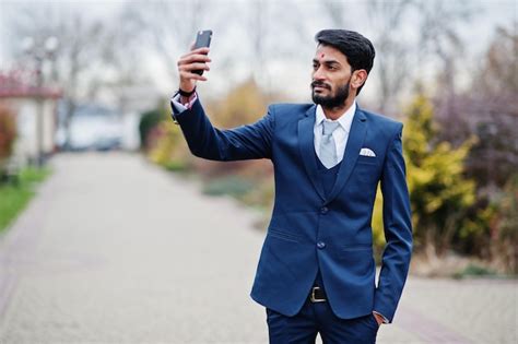 Premium Photo Stylish Beard Indian Business Man With Bindi On