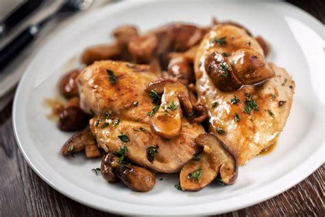 Pollo Ai Funghi La Ricetta Del Secondo Piatto Veloce E Gustoso