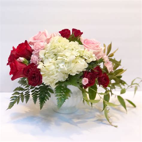 DesignsandEvents: Valentine's Day Flower Arrangements and Your Opinion