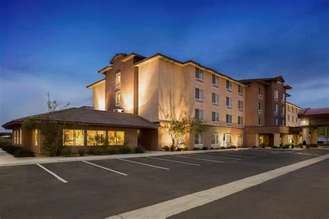 Ayres Hotel Barstow in Barstow (CA) - Room Deals, Photos & Reviews