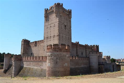 Крепости и башни - 80 фото