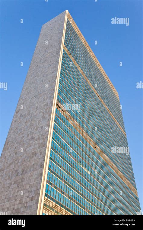 United Nations Building In Manhattan New York City Stock Photo Alamy