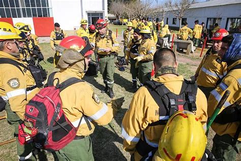 Delta Del Paraná Ya Son 13 Los Medios Aéreos Convocados Por Nación Para Combatir Los Incendios