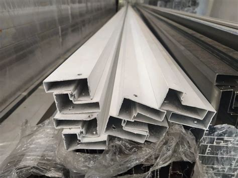 Angle Powder Coated Aluminium Silver Profile For Construction At Rs