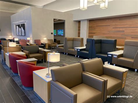 Review American Airlines Flagship Lounge Dallas DFW