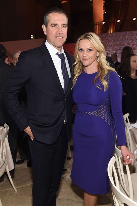 Reese Witherspoon and Jim Toth Reach Divorce Settlement