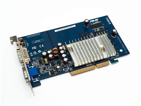 Asus Nvidia Geforce 6200 256mb Ddr2 Agp Classicvga