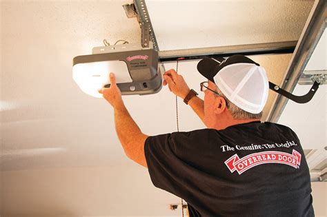 8 Common Garage Door Opener Problems Overhead Door Company Of Gainesville