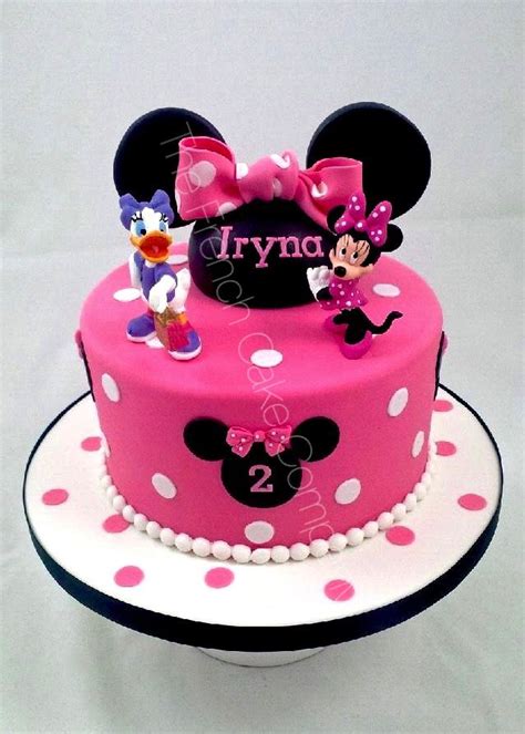 Gâteau d anniversaire Minnie rose Cake Design Belgique Gateau