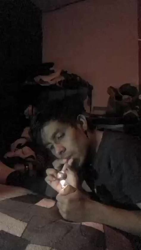 Worship Gay Feet ThisVid