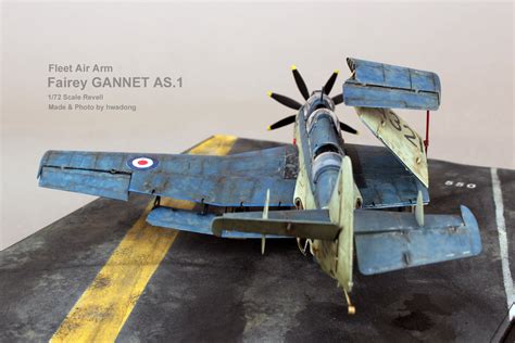 Fleet Air Arm Fairy Gannet AS1 AeroScale