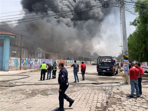 Voraz Incendio Devasta F Brica De Pinturas En Ecatepec