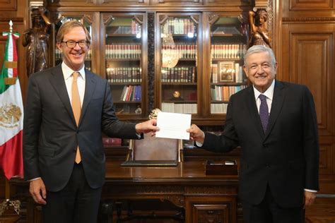 AMLO Recibe Cartas Credenciales De Embajadores 24 Horas