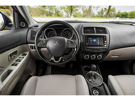 2020 Mitsubishi Outlander Sport: 143 Interior Photos | U.S. News