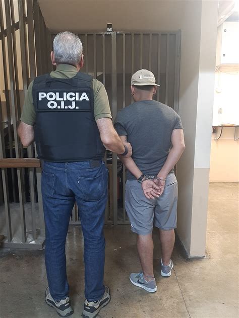 Detienen A Hombre Con Orden De Captura Y Sentencia Pendiente De Prisión