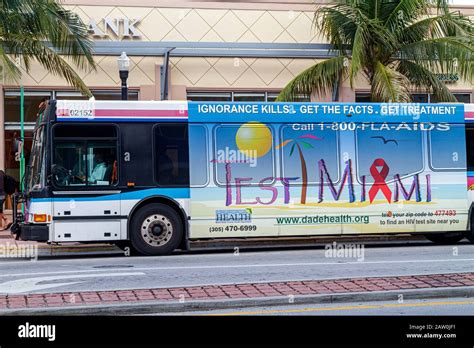 Miami Dade Metrobus High Resolution Stock Photography And Images Alamy