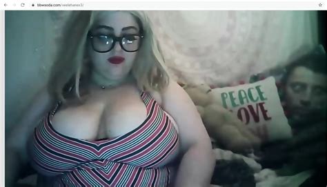 Blonde Milf Bbw Displays Her Big Tits On Cam