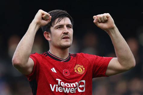 Les fans se sont ravis de Harry Maguire alors que le défenseur de