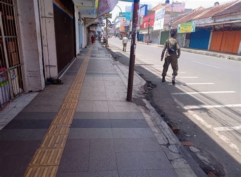 Garut Gencar Tertibkan Parkir Liar Dan PKL Selama Ramadan Untuk