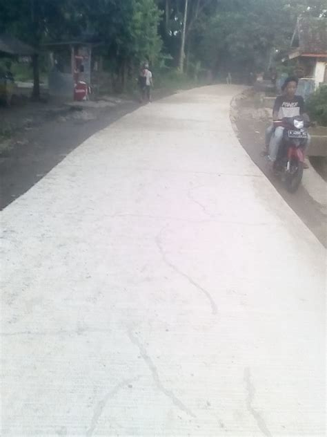 Pembangunan Betonisasi Ruas Jalan Tegal Papak Di Apresiasi Warga