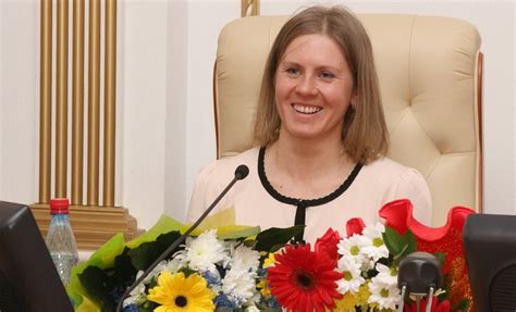 Радио Дача | Новости: ОЛИМПИЙСКАЯ ЧЕМПИОНКА НЕ РАССТАЕТСЯ С РАДИО ДАЧА.