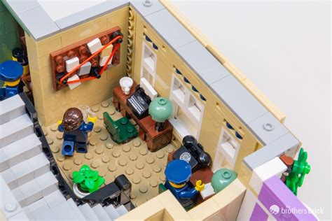 Lego Modulars Police Station Tbb Review Rf A The Brothers