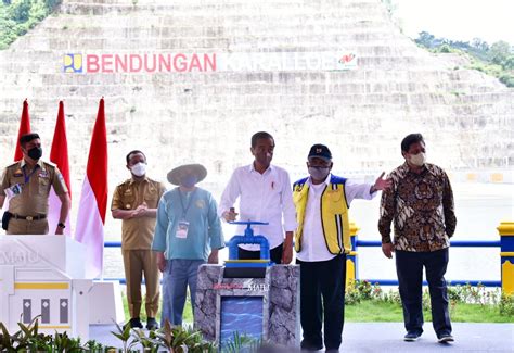 Dampingi Jokowi ResmikanPlt Gubernur Sulsel Dampingi Presiden Resmikan