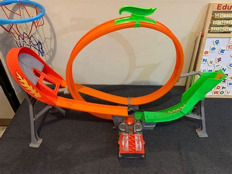 Hot Wheels Power Shift Raceway Track Set Hobbies Toys Toys Games On Carousell