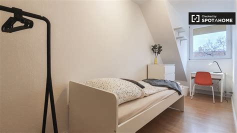 Zimmer Zu Vermieten In Wohnung Mit Schlafzimmern In Berlin Ref