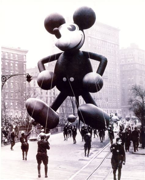 Check Out This Collection Of Vintage Macys Thanksgiving Parade Photos