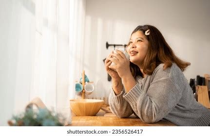 4 Hundred Hot Curvy Asian Woman Royalty Free Images Stock Photos Pictures Shutterstock