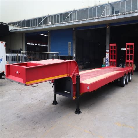 80 Tons Payload 4 Axles Lowbed Trailer Truck Low Bed Trailer Semi