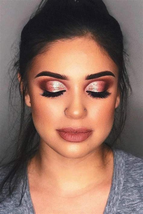 45 Top Rose Gold Makeup Ideas To Look Like A Goddess Gold Makeup Looks Rose Gold Makeup Looks