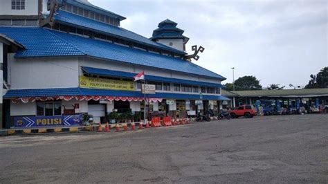 Loket Bus Akap Di Terminal Rajabasa Bandar Lampung Mulai Buka Penjualan