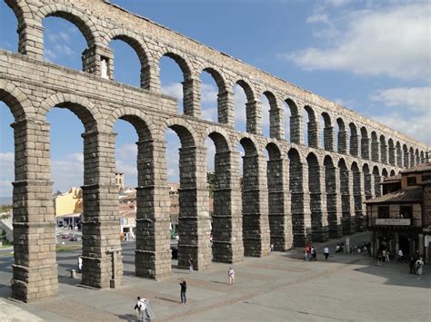 Aqueduct of Segovia | The Brain Chamber