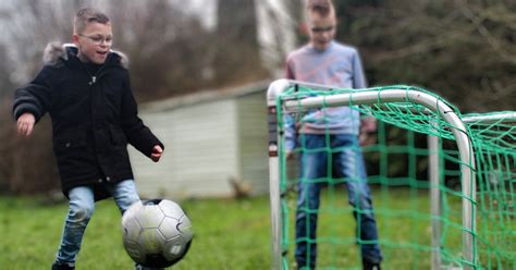 Fußball Projekt im IQ Lügde startet mit prominenter Unterstützung