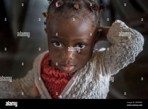 Portrait Of A Young Girl Kribi District Cameroon Stock Photo Alamy