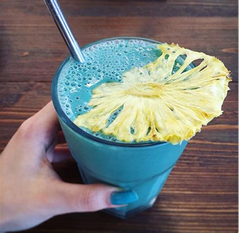 14 beautiful ways to eat blue spirulina that won't turn you into a Smurf