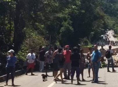 Manifesta O De Ndios Guaranis Fecha A Rodovia Rio Santos Em Ubatuba