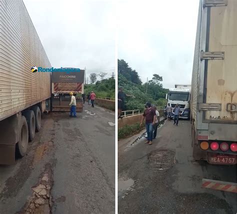 Colisão entre três carretas causa interdição da BR 364 em Candeias