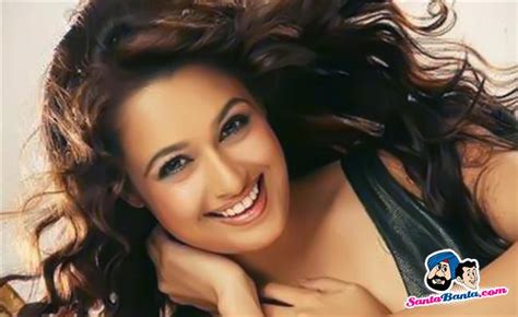 Naked Yuvika Chaudhary Added 07 19 2016 By Makhan