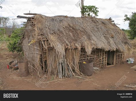 African Home Image & Photo (Free Trial) | Bigstock