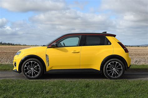 New Renault 5 110kw Iconic Five Comfort Range 52 Kwh 5dr Auto Electric