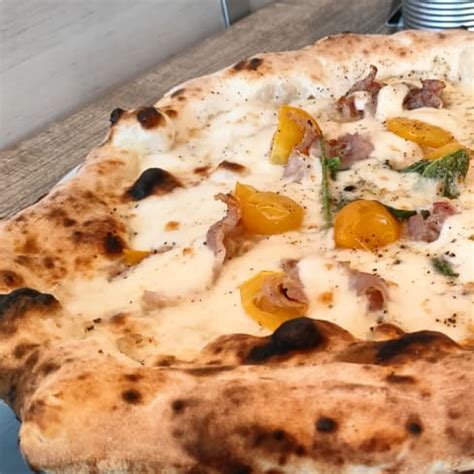 Re Pazzo Pizza Sfizi A Napoli Menu Prezzi Immagini Recensioni